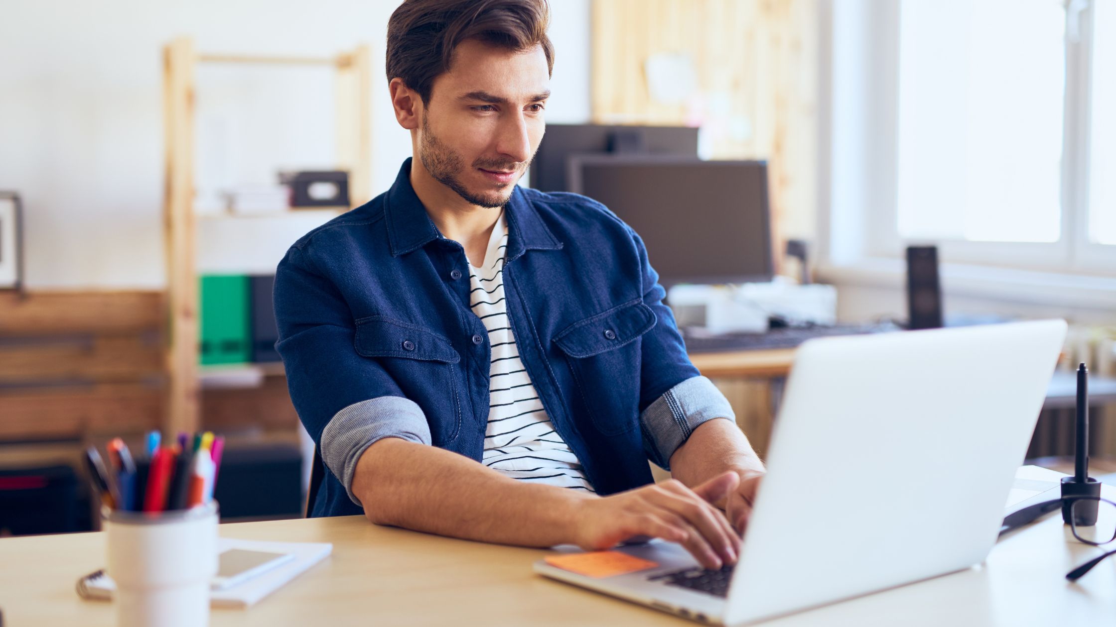 Miniaturka Podpis kwalifikowany vs mObywatel w biznesie